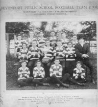 SHM with DSFC rugby team, 1904